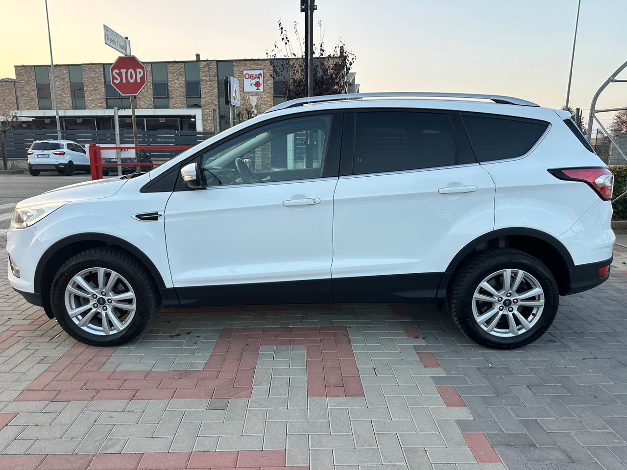 Ford Kuga 1.5 TDCI 120 CV OK NEOPATENTATI
