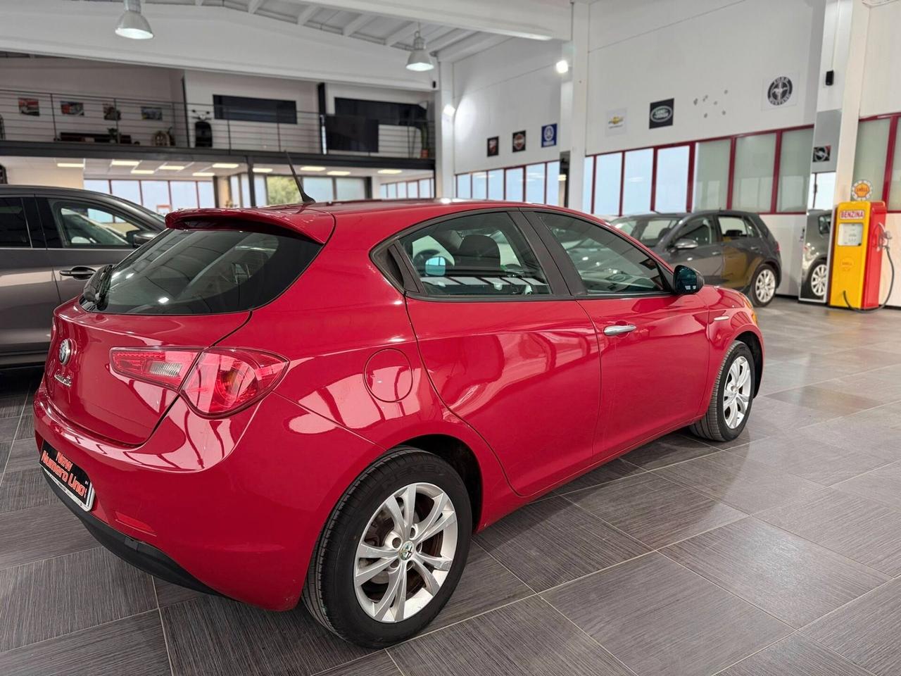 Alfa Romeo Giulietta 1.6 Mjt 105cv Distinctive 2011