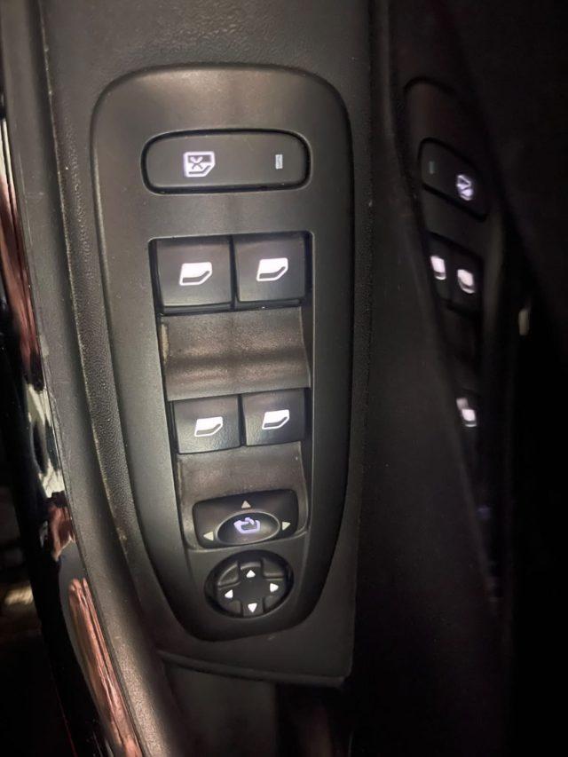 PEUGEOT 208 PureTech110 5 porte GT Line