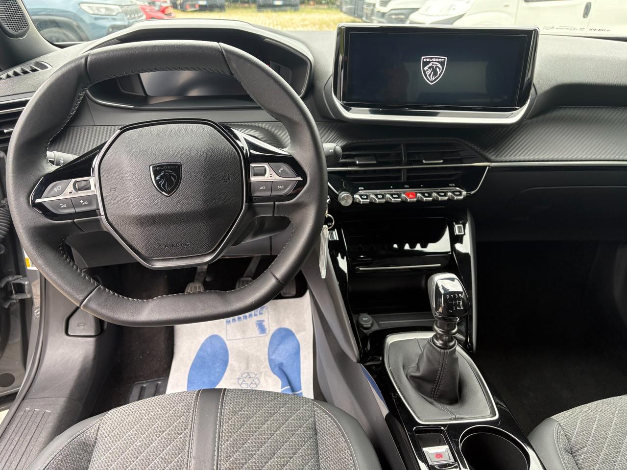 Peugeot 2008 PureTech 100 S&S Allure