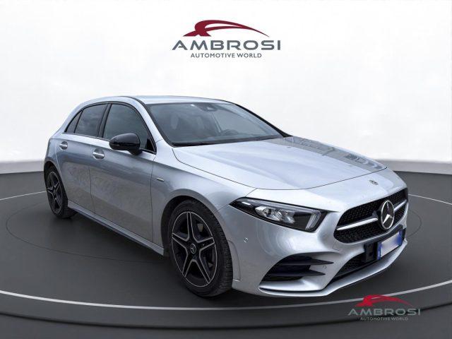 MERCEDES-BENZ A 180 180 d Automatic Premium Night Edition