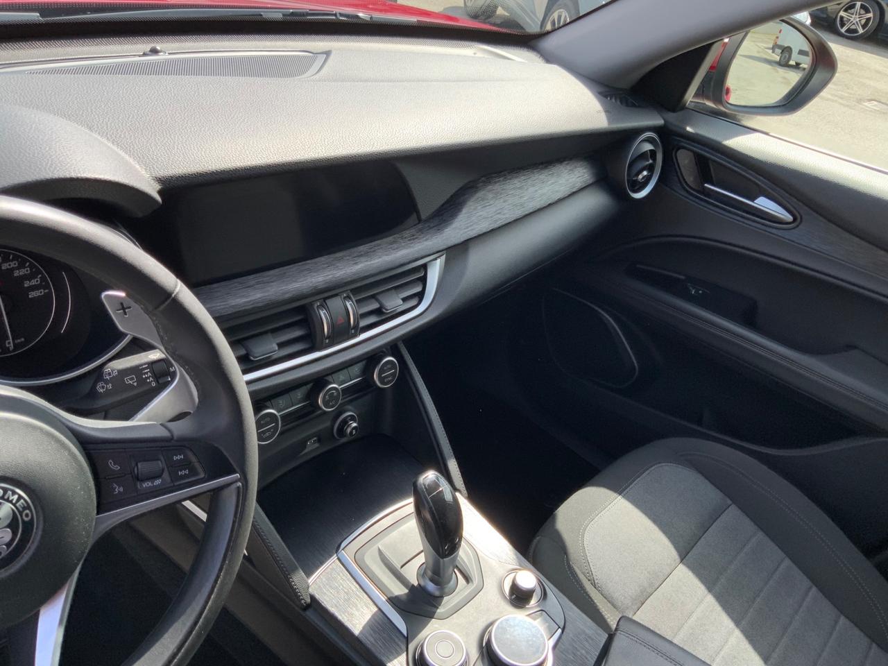 Alfa Romeo Stelvio 2.2 Turbodiesel 190 CV AT8 Q4 Executive