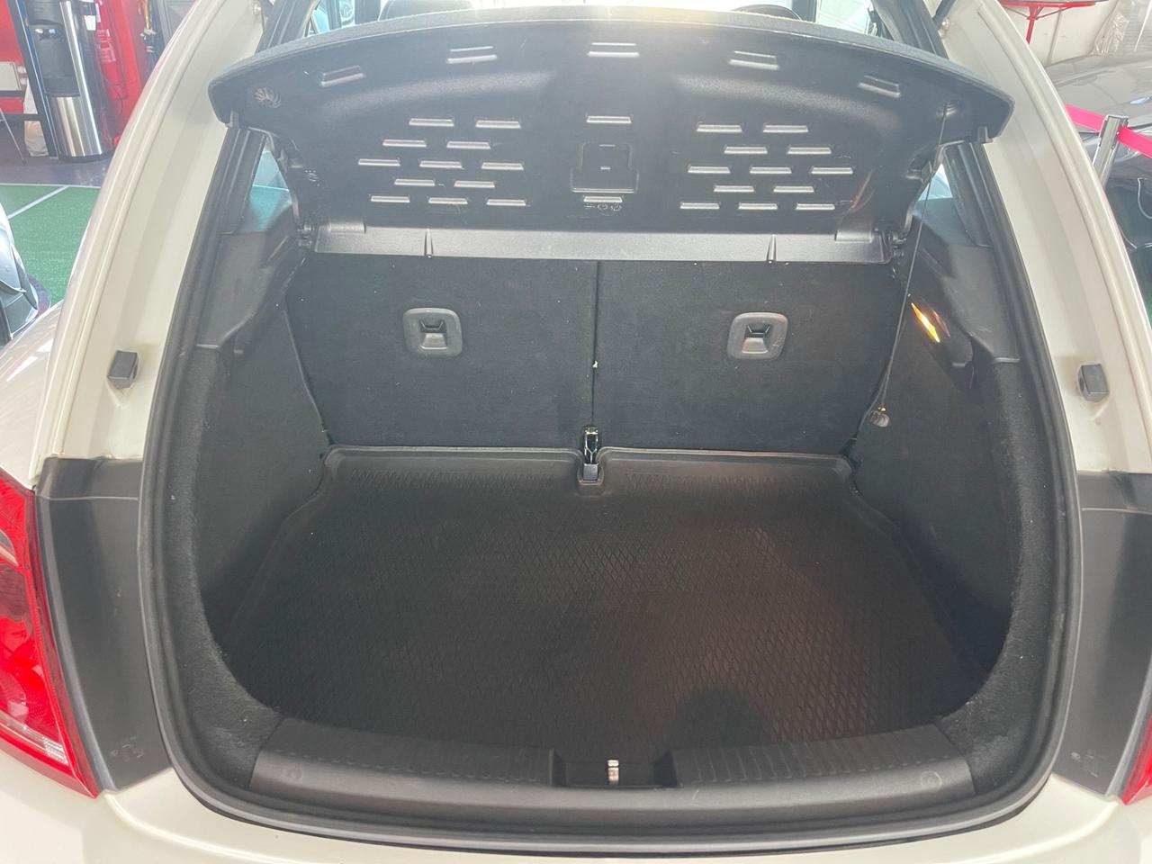 Volkswagen Maggiolino 1.6 Tdi Dsg Tetto PERMUTE RATE