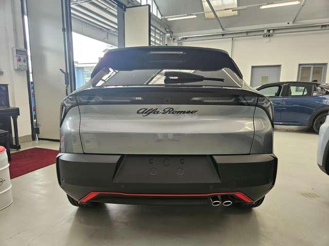 Alfa Romeo Junior 1.2 ibrida Speciale 136cv edct6