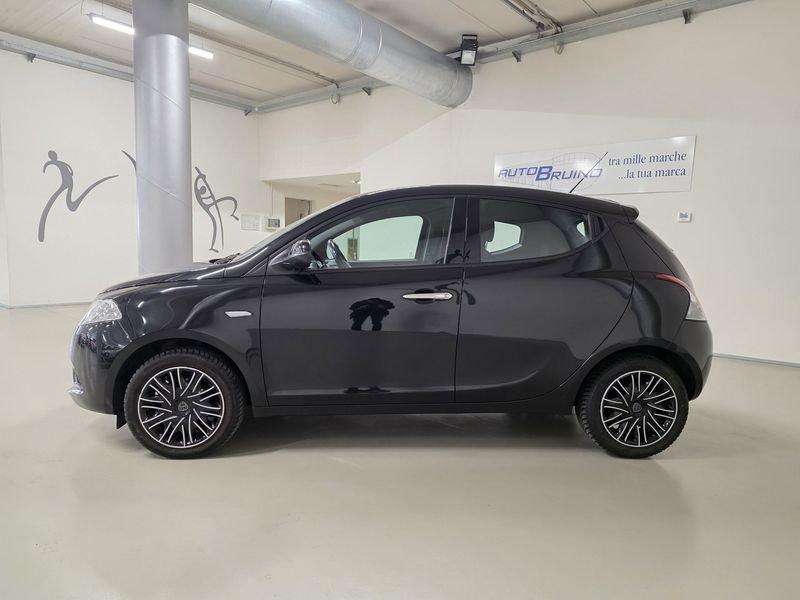 Lancia Ypsilon 1.2 69cv GPL Ecochic Gold