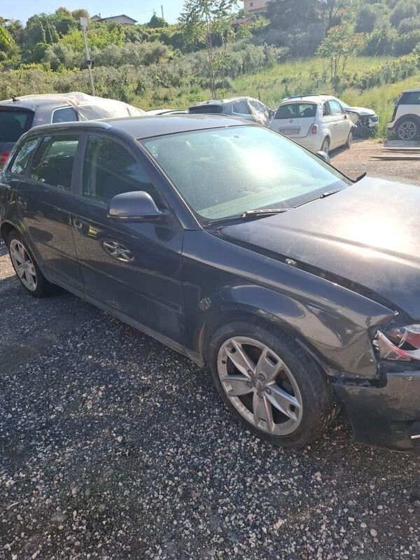 AUDI A3 SPORTBACK SINISTRATA MARCIANTE