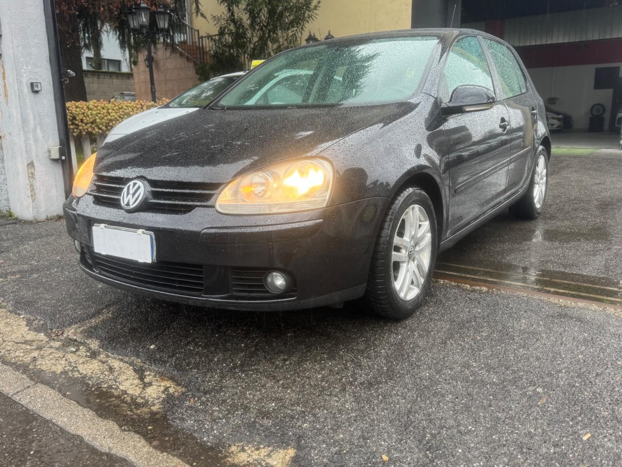 Volkswagen Golf 1.6 16V FSI 5p. Comfortline