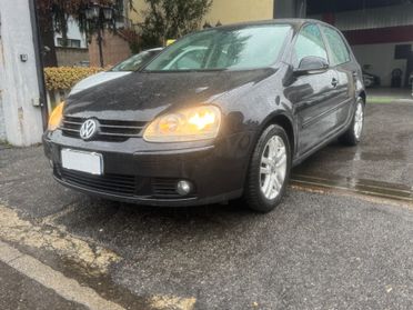 Volkswagen Golf 1.6 16V FSI 5p. Comfortline