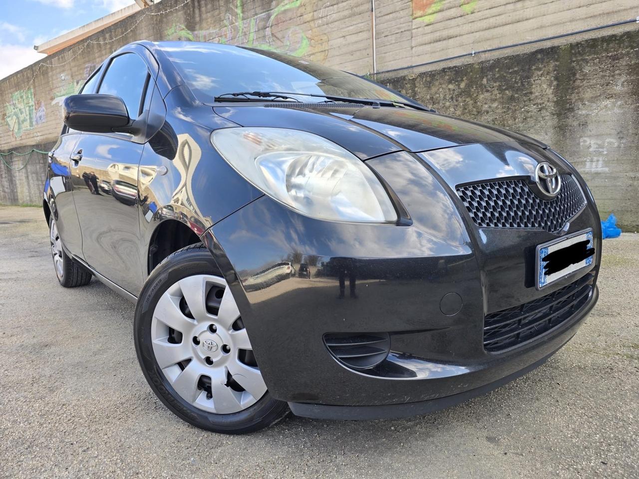 Toyota Yaris 1.0 5 porte anno 2008