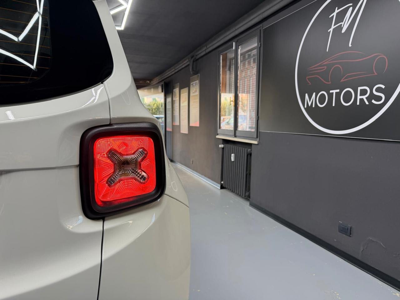 Jeep Renegade 1.6 Mjt 130 CV Longitude
