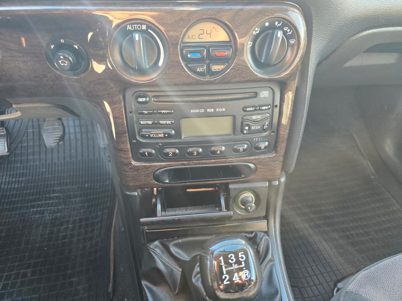 Ford Mondeo 1.8 turbodiesel S.W. Ghia