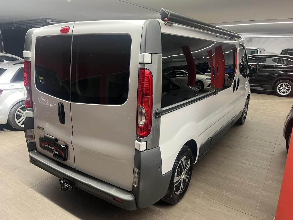 Opel Vivaro 2.5 CDTI Camping Letto Cucina Gancio