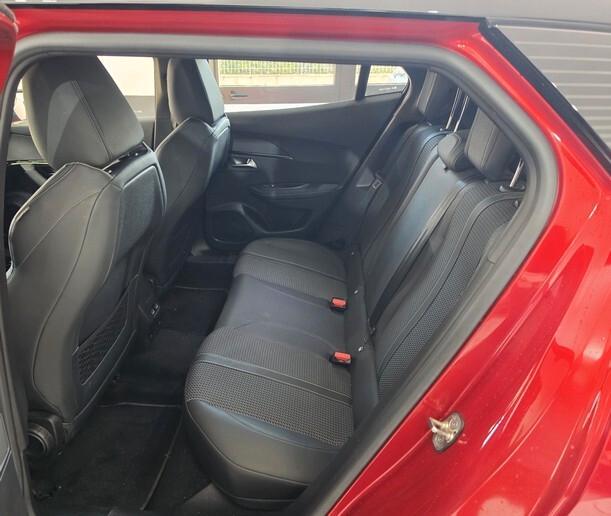 Peugeot 2008 BlueHDi 130 S&S EAT8 GT Line