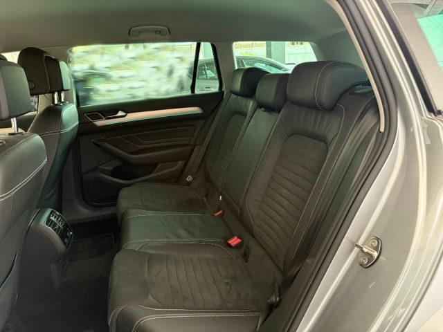 VOLKSWAGEN Passat Variant 2.0 TDI SCR EVO DSG ELEGANCE