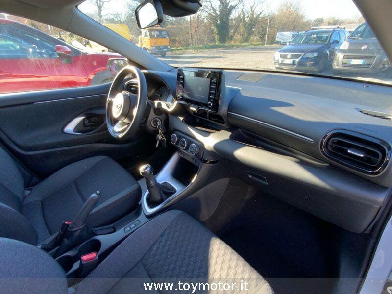 Toyota Yaris 4ª serie 1.0 5 porte Active