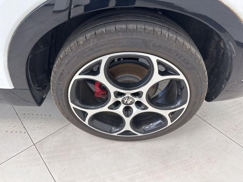 Alfa Romeo Tonale 1.5 160cv Hybrid TCT7 Veloce