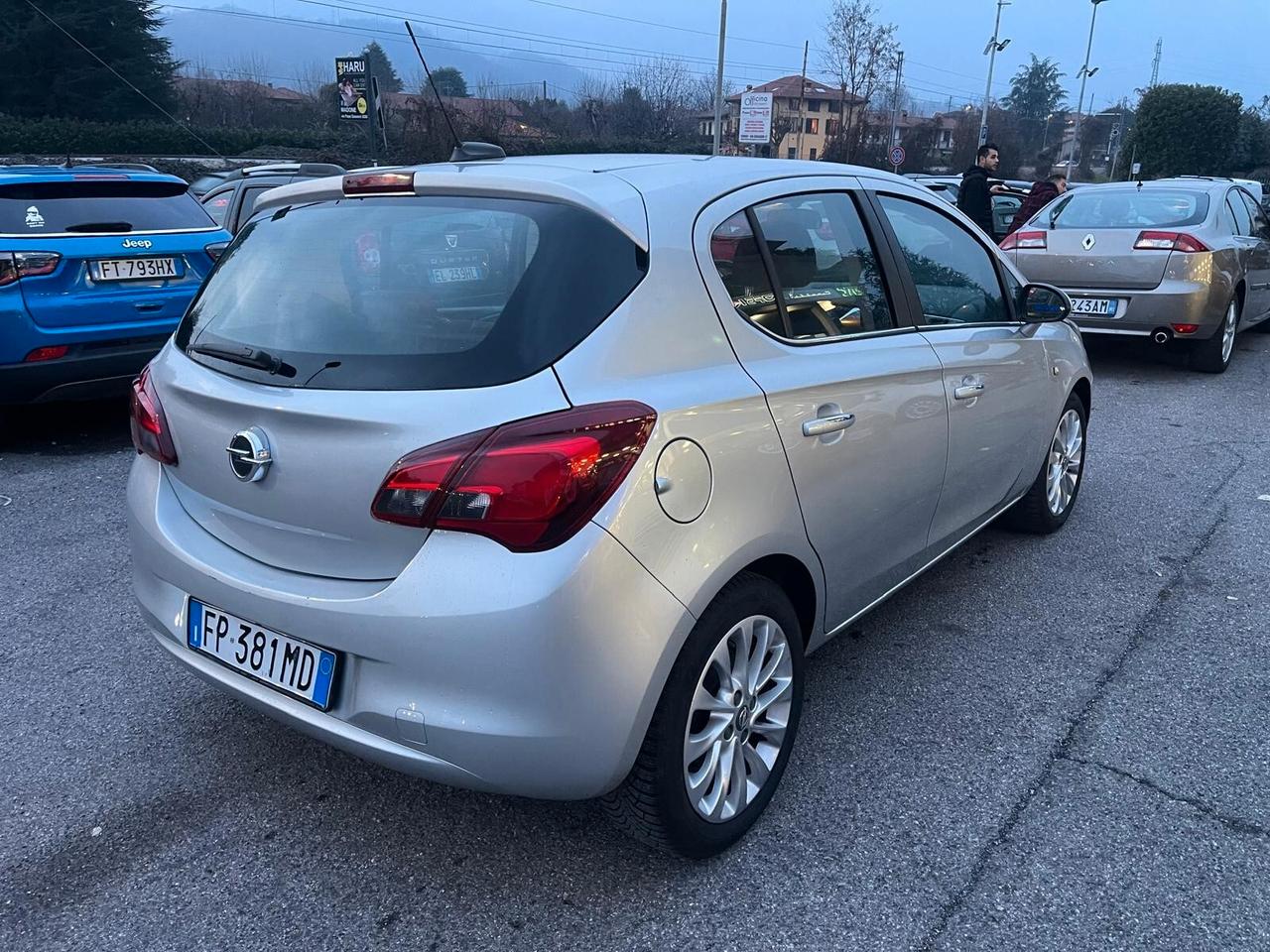 Opel Corsa 1.4 5 porte Advance