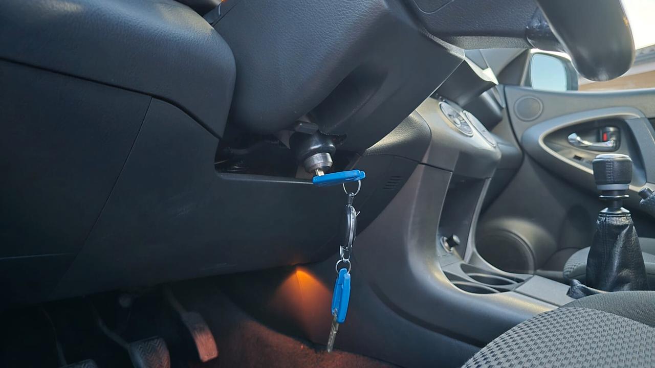 Toyota RAV 4 RAV4 2.2 D-4D 150 CV DPF