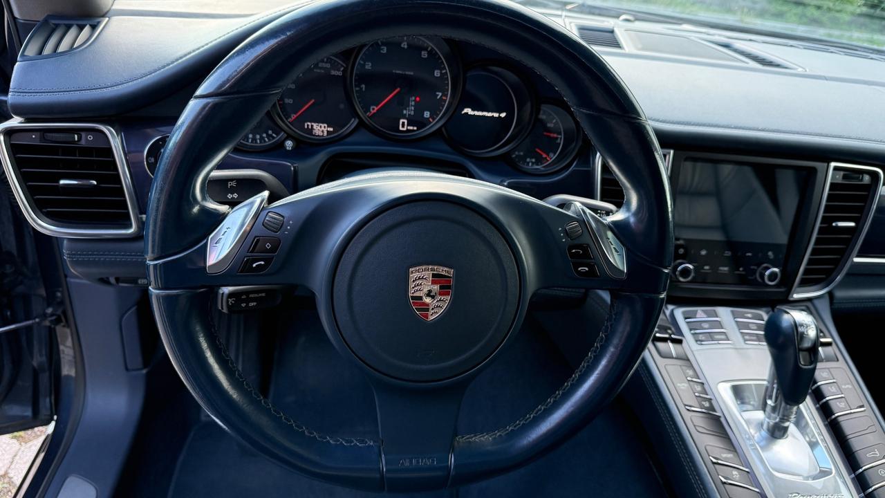 Porsche Panamera 3.6 i 300cv 4x4 Semi Nuova