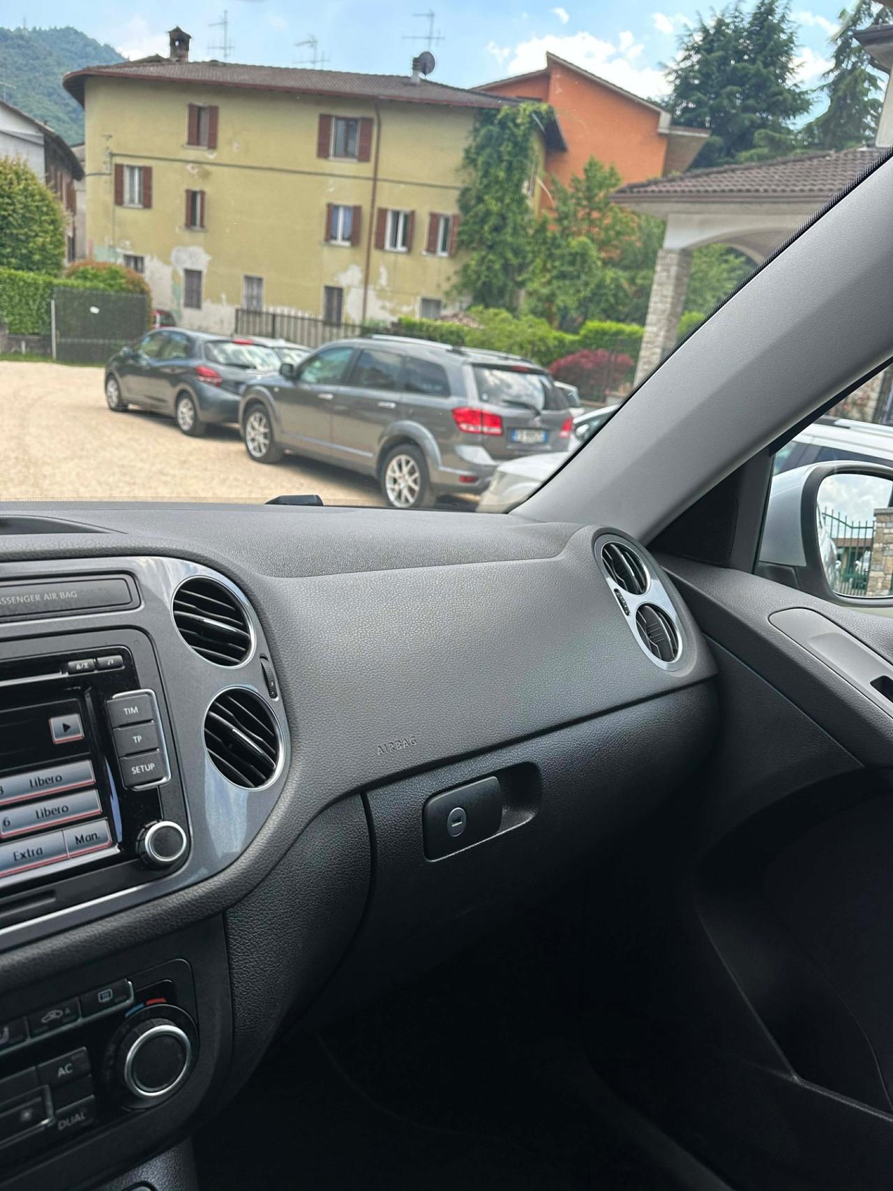 Volkswagen TIGUAN 2.0 TDI DPF 4MOTION SPORT & STYLE