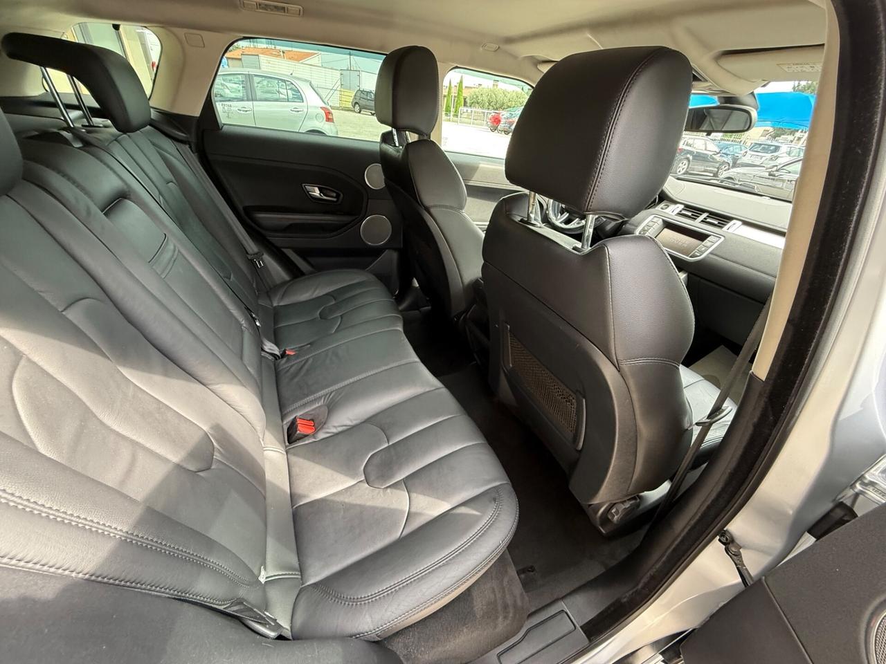 Land Rover Range Evoque 2.2 TD4 5p. 150 CV