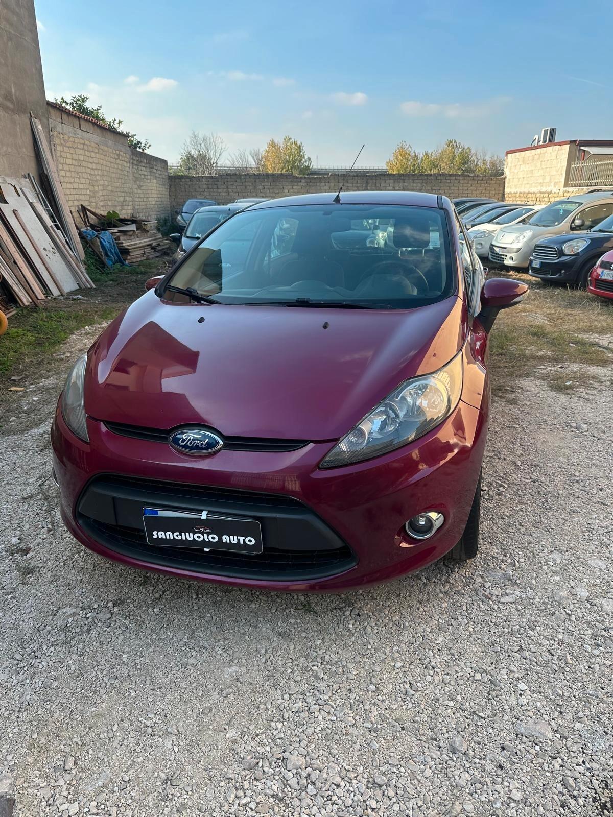 Ford Fiesta Ikon 1.4 5 porte Bz.- GPL