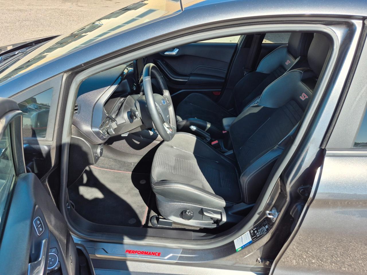 Ford Fiesta 1.5 Ecoboost 200 CV 5 porte ST