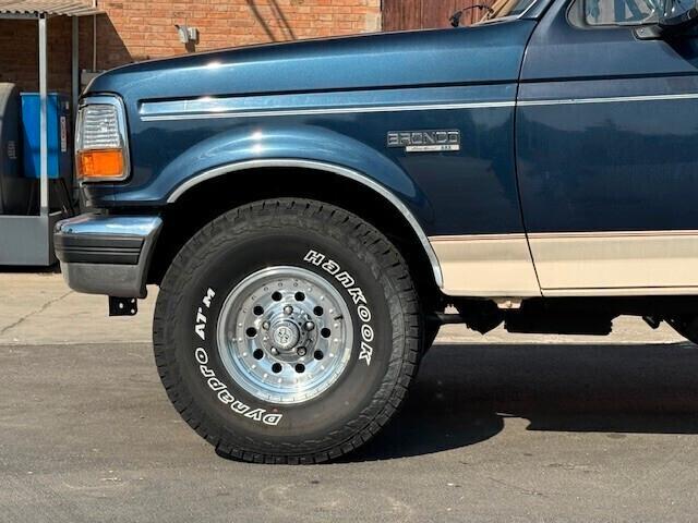 FORD BRONCO XLT EDDIE BAUER EDITION 4x4