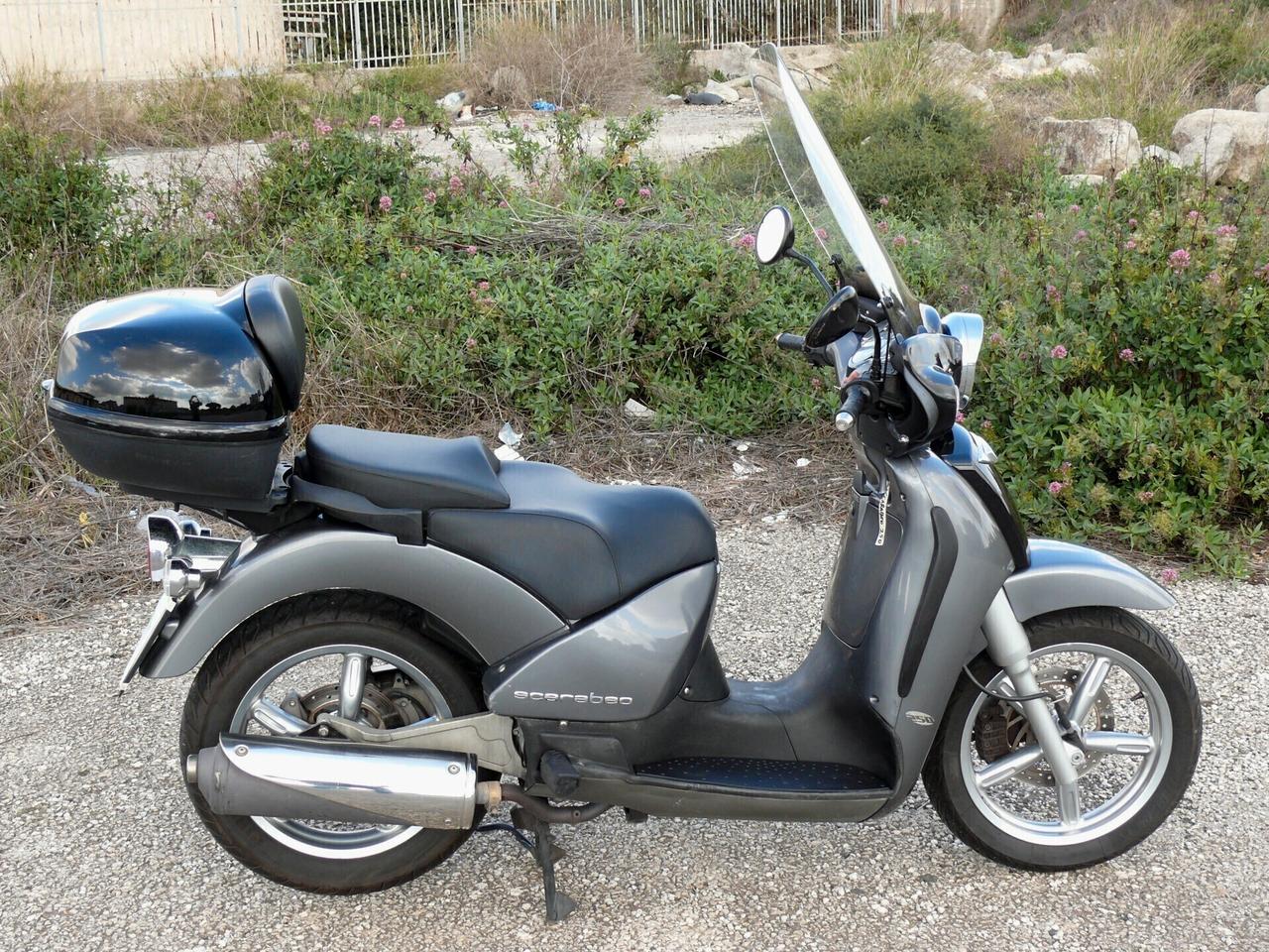 Aprilia Scarabeo 250 BICOLORE (M1222)
