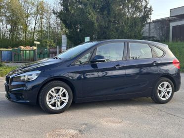 BMW 216d Active Tourer Navi Sensori Cruise Euro6 OK Neopatentati