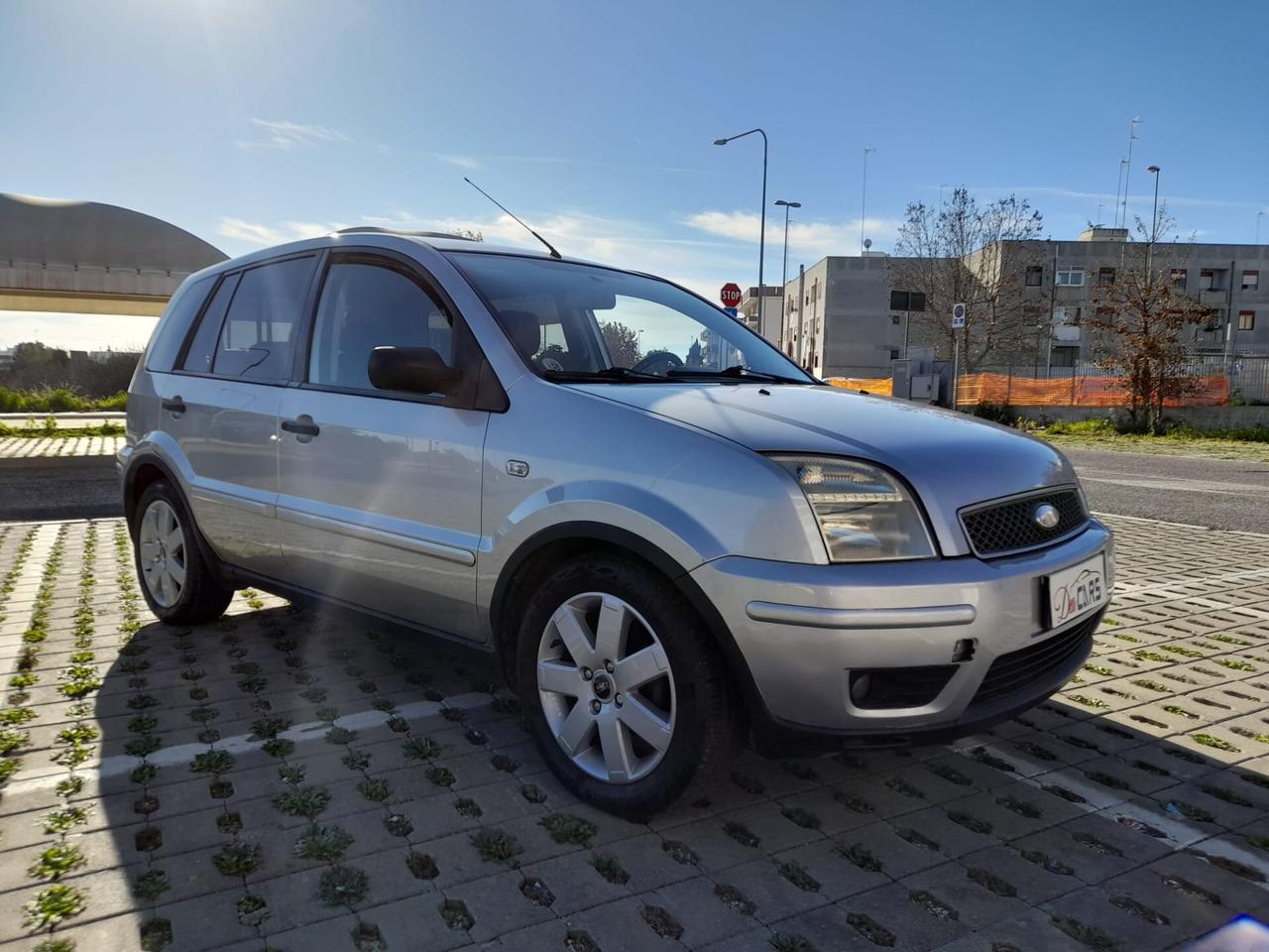 Ford Fusion 1.4 TDCi 5p. Grey