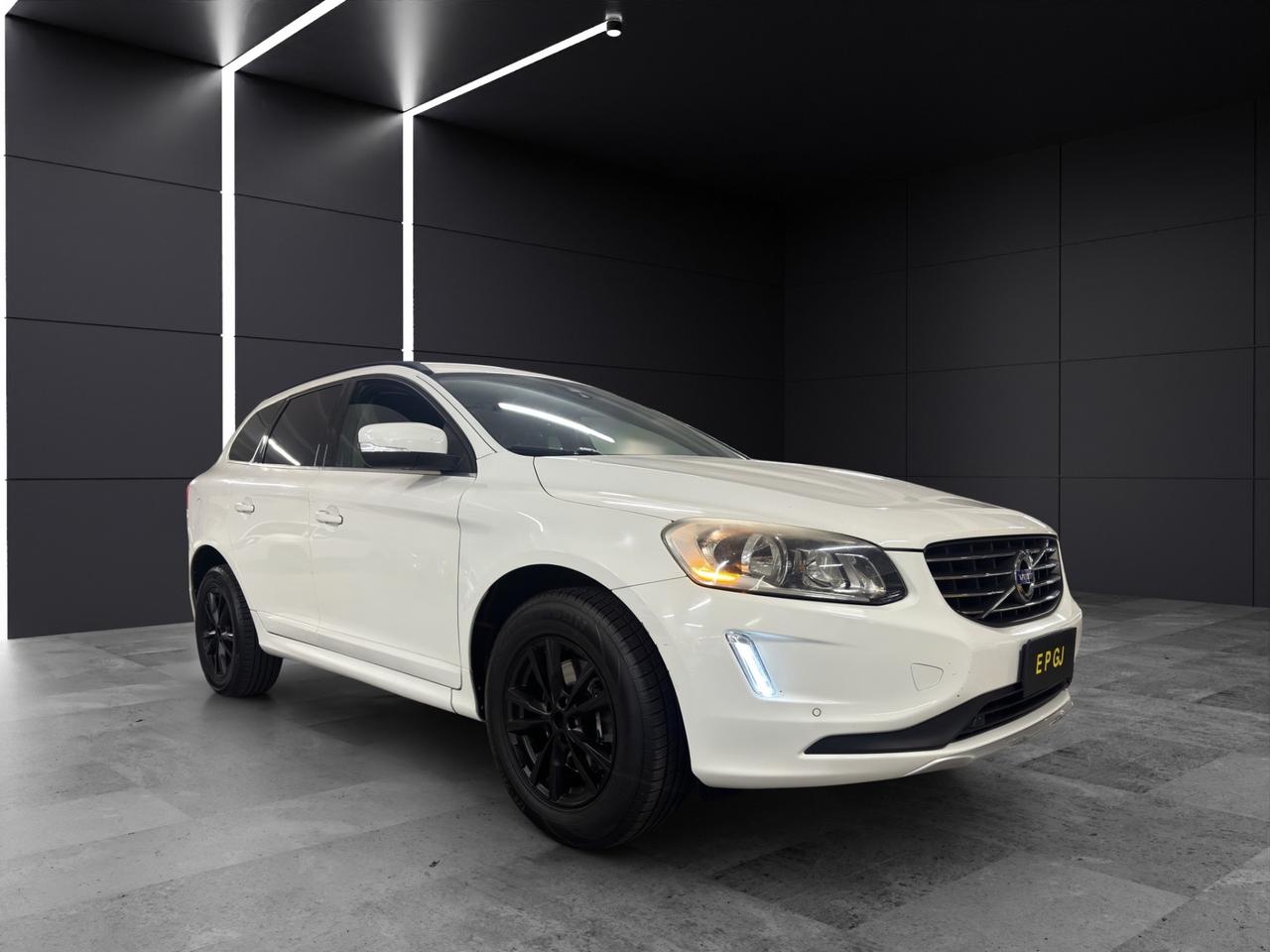 Volvo XC 60 XC60 D5 AWD Geartronic Momentum