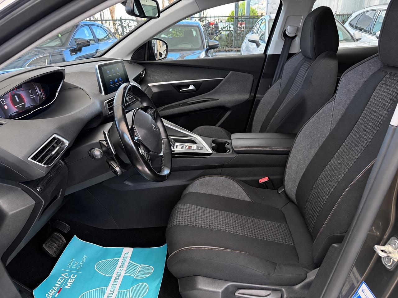 Peugeot 3008 2019 130 EAT8 Garanzia 2029