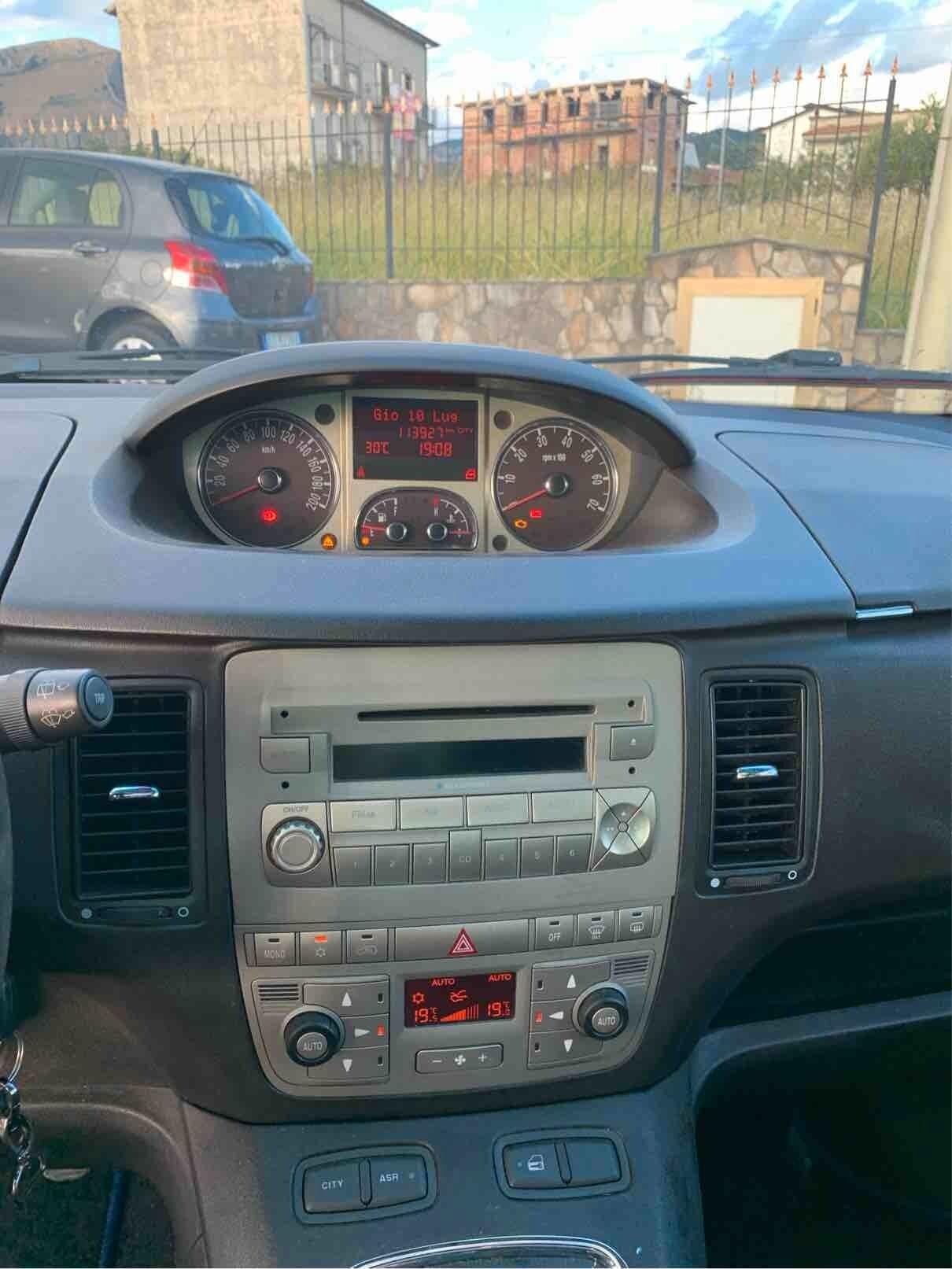 Lancia MUSA 1.3 Multijet 16V 90 CV Platino