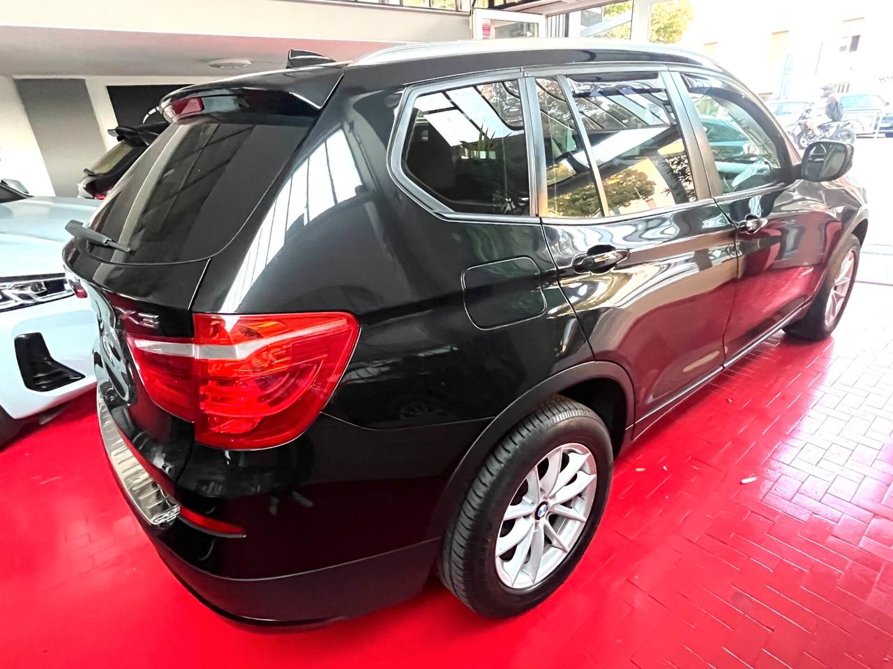 BMW X1 X-drive 184 CV BUSSINES PELLE AUTOMATICO NAVI