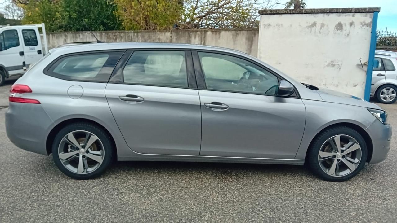 Peugeot 308 sw-1.6 hdi-km 100000-2015