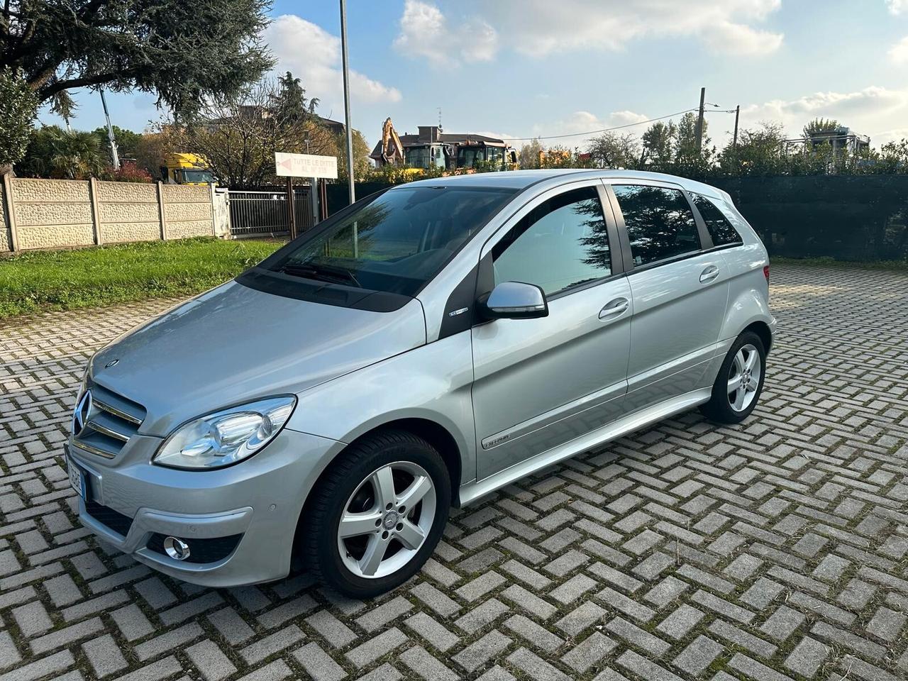 Mercedes-benz B 180 B 180 BlueEFFICIENCY Executive