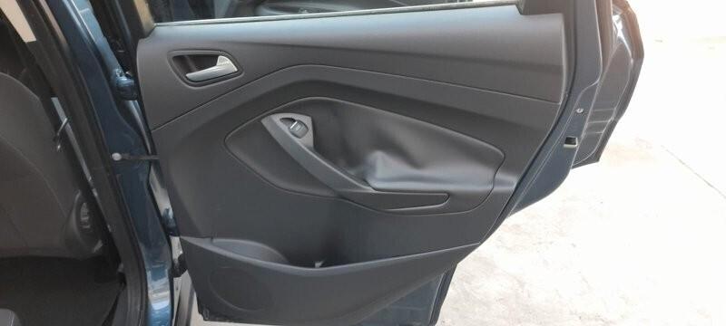 Ford Kuga 2.0 TDCI 120 CV S&S 2WD Powershift Business