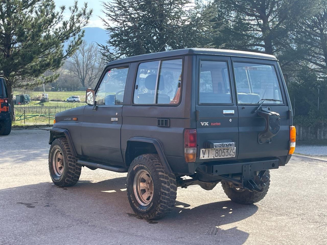 Toyota Land Cruiser II 2.4 turbodiesel SW LJ70