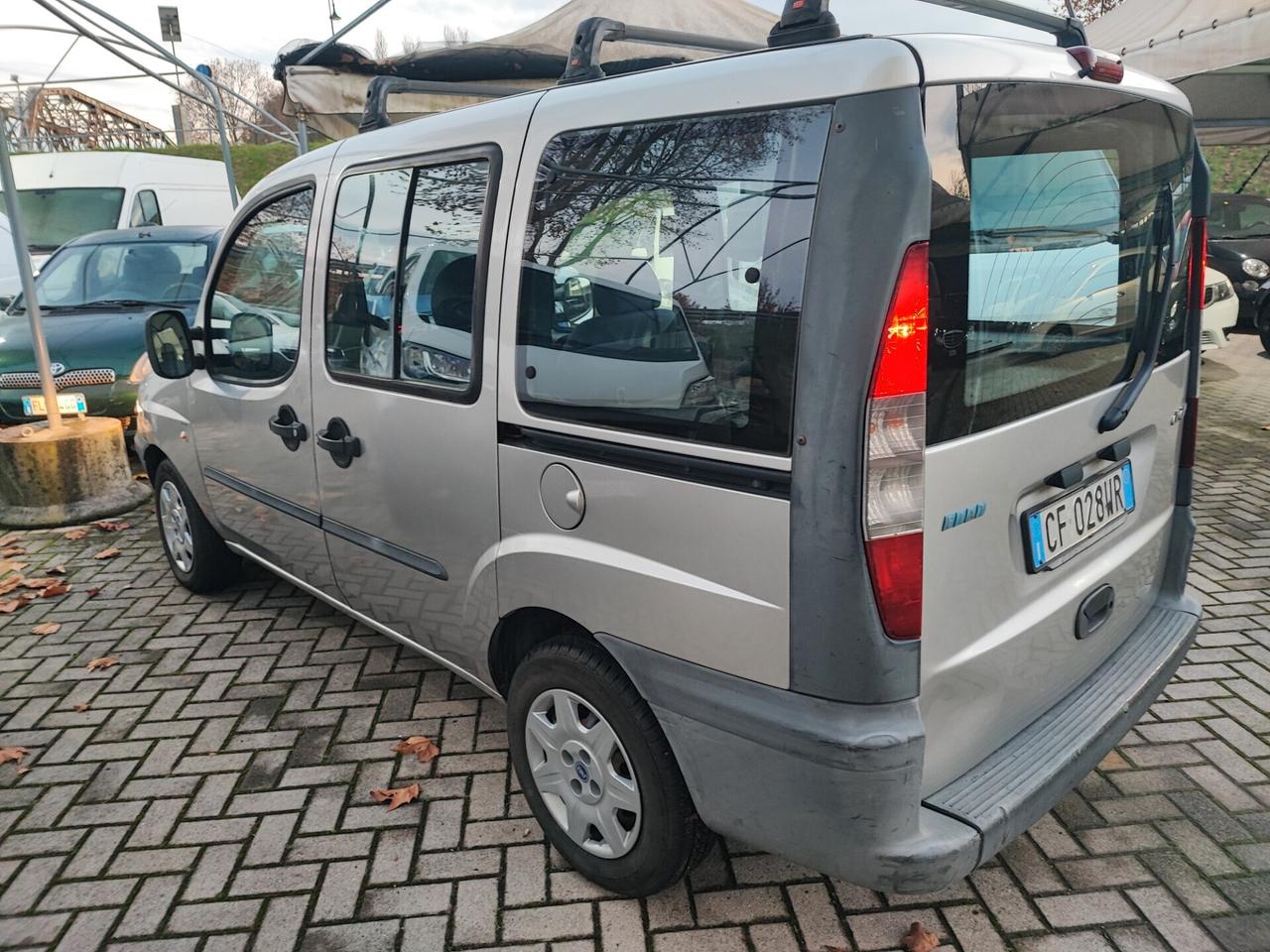 Fiat Doblo 1.9 JTD 5 posti