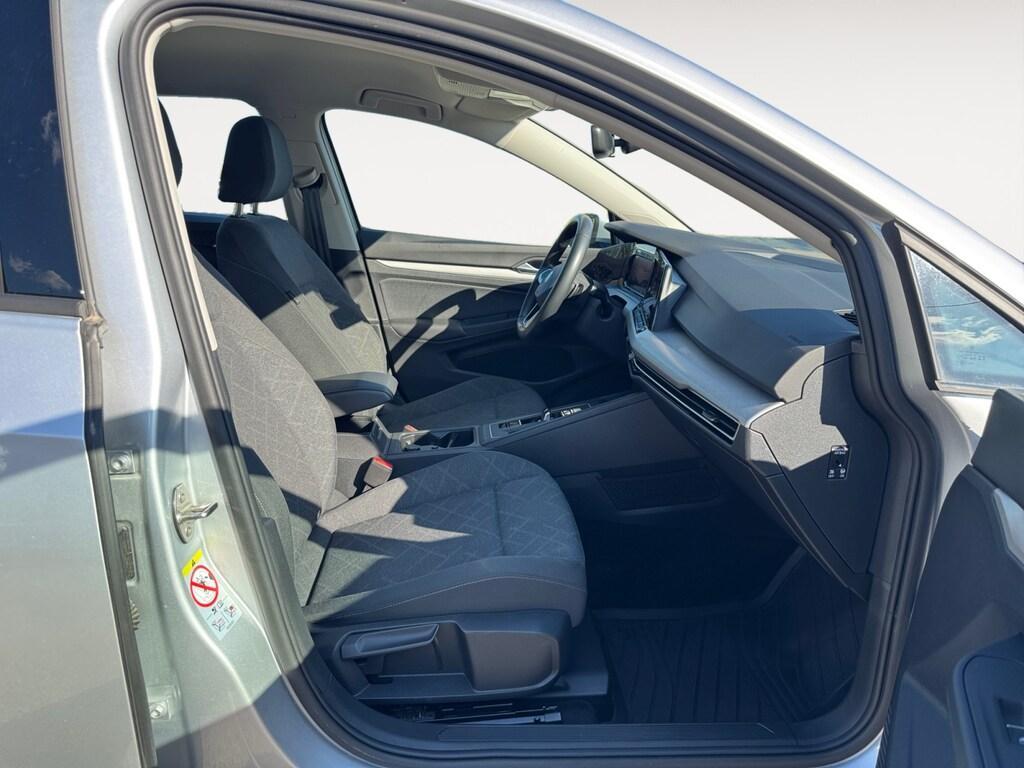 Volkswagen Golf VIII 2020 1.0 eTSI 110CV DSG Life (MHEV)