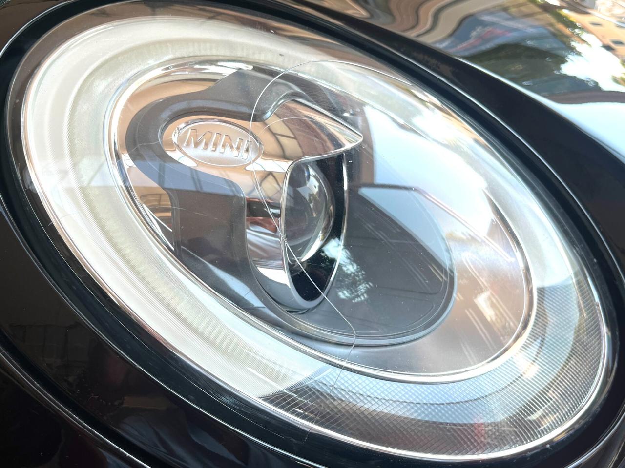 MINI JOHN COOPER WORKS 2.0 231CV Cambio automatico Navigatore Cerchi GARANZIA 12 MESI