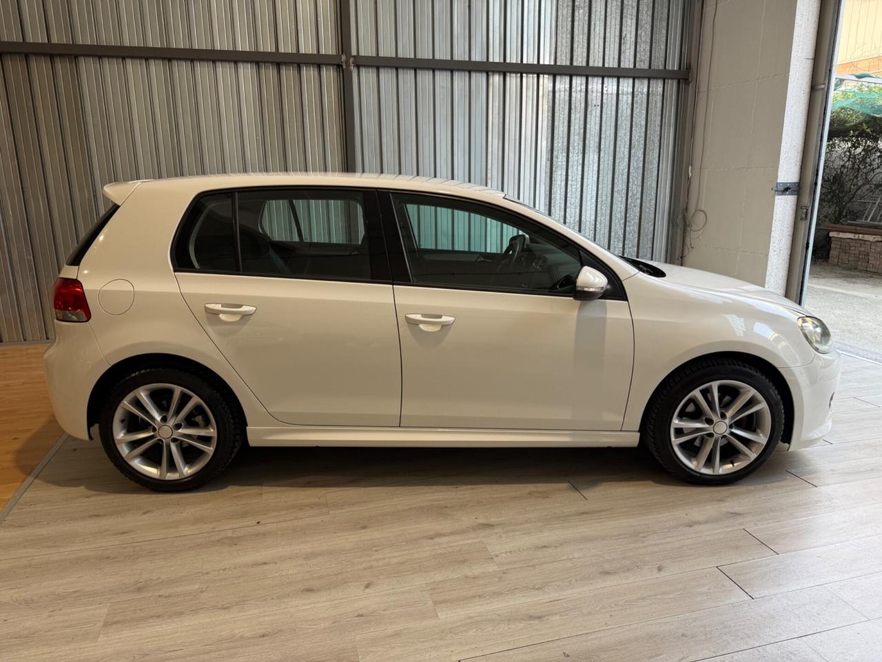 Volkswagen Golf 1.4 TSI benzina guidabile da neopatentati