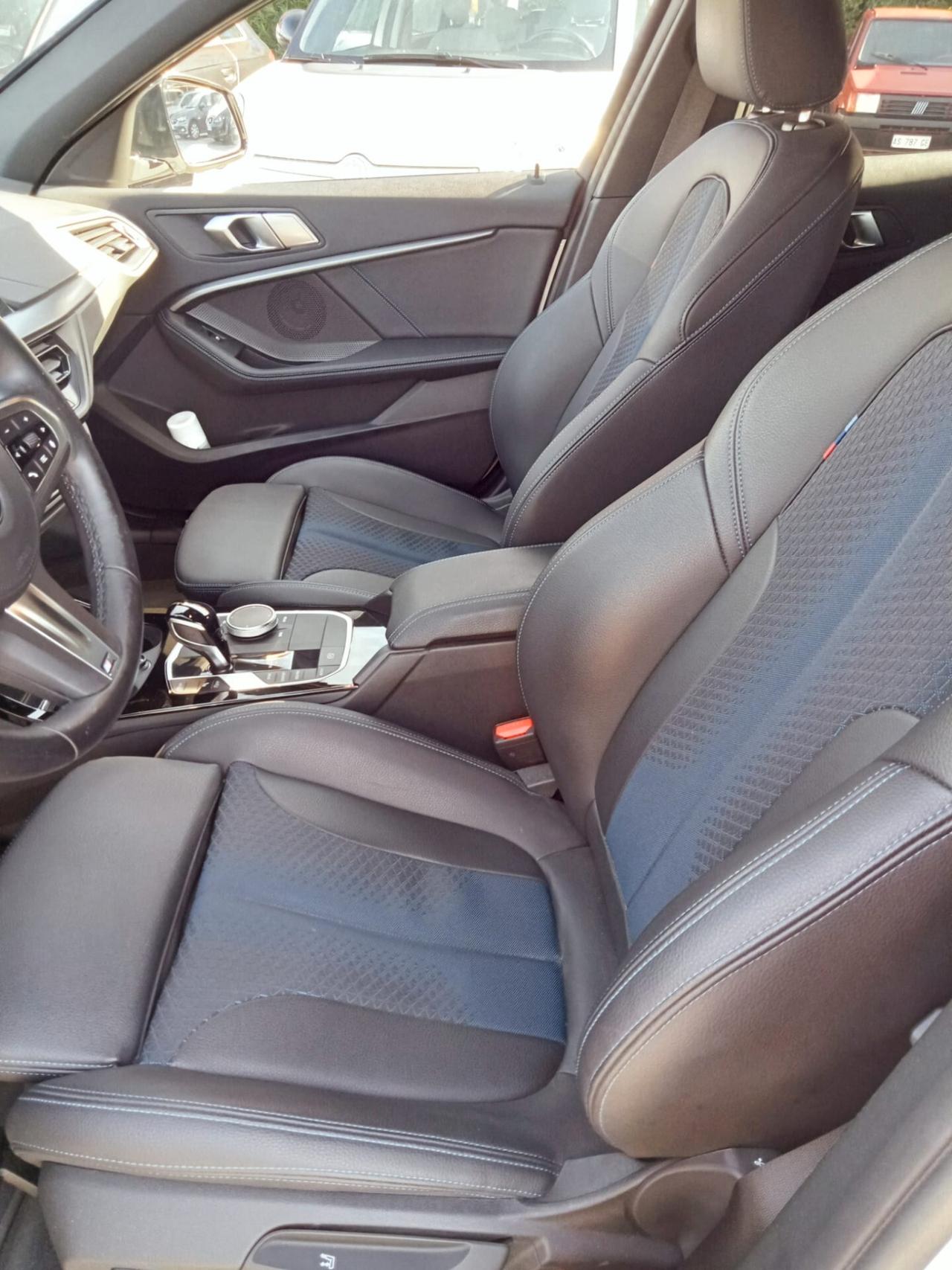 Bmw 118 118d 5p. Msport