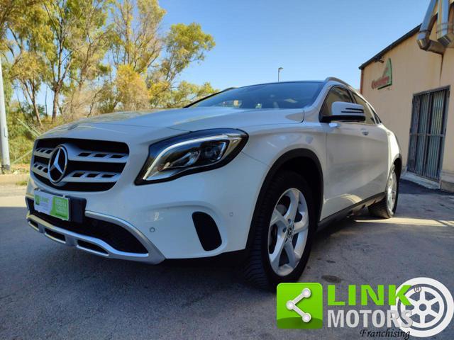 MERCEDES-BENZ GLA 200 d Automatic 4Matic Sport