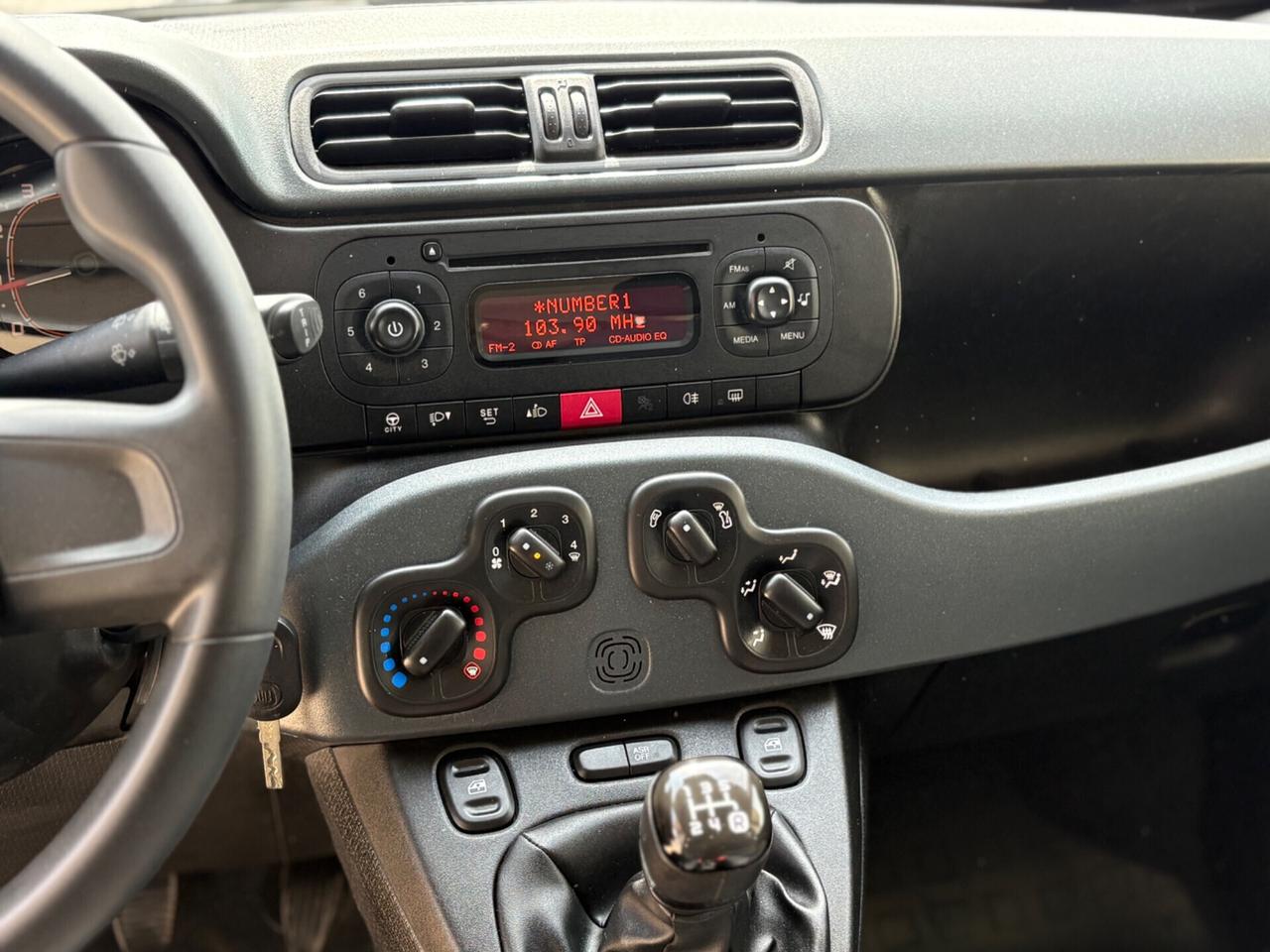 Fiat Panda 1.2 Lounge NEOPATENTATI 54.000 KM