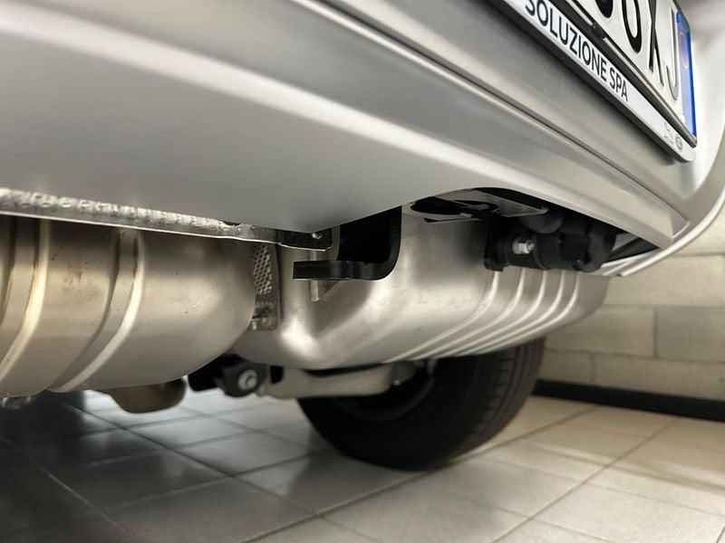 Land Rover Defender 110 3.0D I6 200 CV AWD Auto S AUTOCARRO