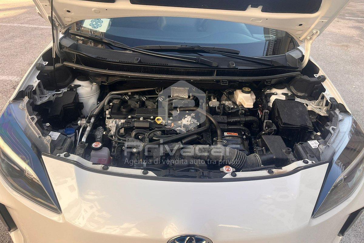 TOYOTA Yaris Cross 1.5 Hybrid 5p. E-CVT AWD-i Business