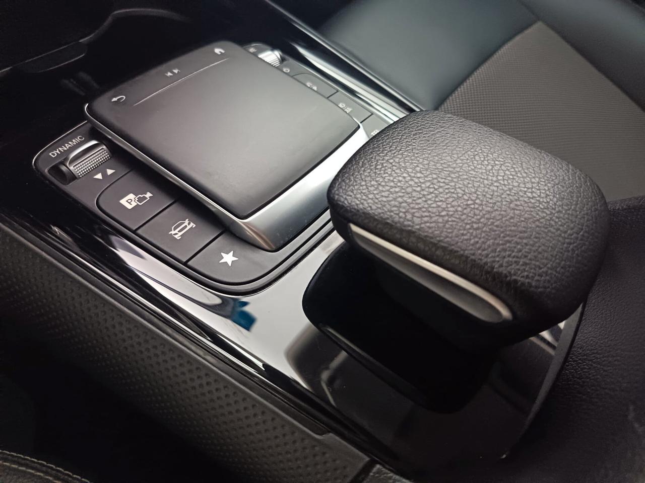 Mercedes-benz GLA 200 d Automatic Business
