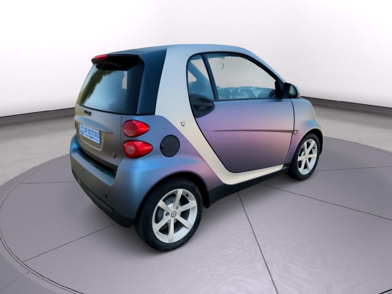 Smart ForTwo 1.0 passion anno 2010 segna 300.000km